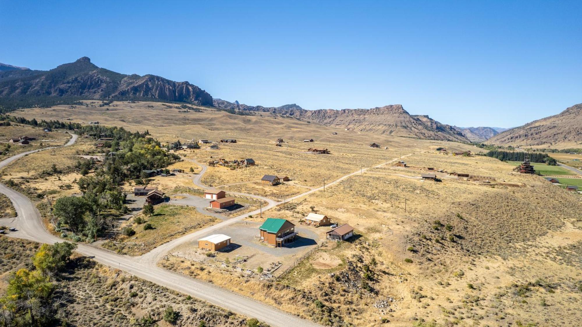 The Yellowstone - New! Prof Renovated, Wapiti Valley, Yellowstone Villa Exterior photo